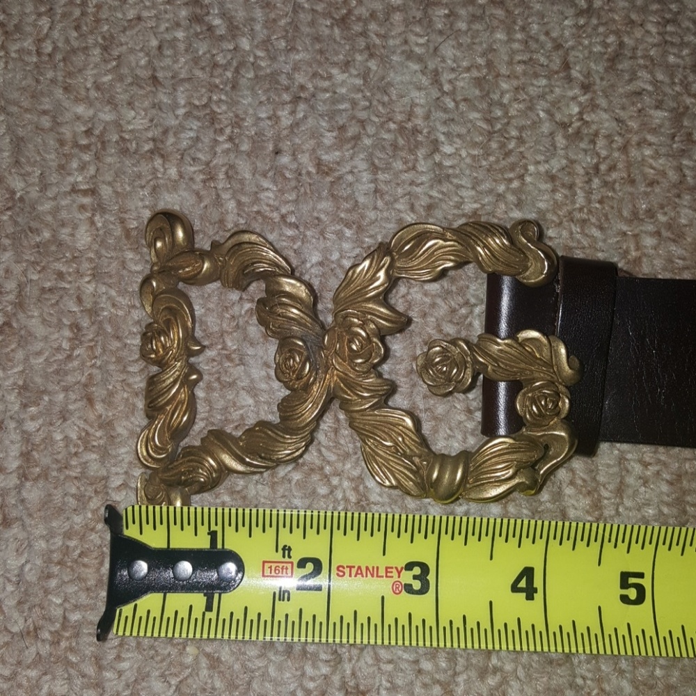 Traded Dolce and Gabanna belt - Picture 5 of 8